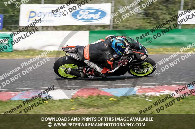 enduro digital images;event digital images;eventdigitalimages;mallory park;mallory park photographs;mallory park trackday;mallory park trackday photographs;no limits trackdays;peter wileman photography;racing digital images;trackday digital images;trackday photos